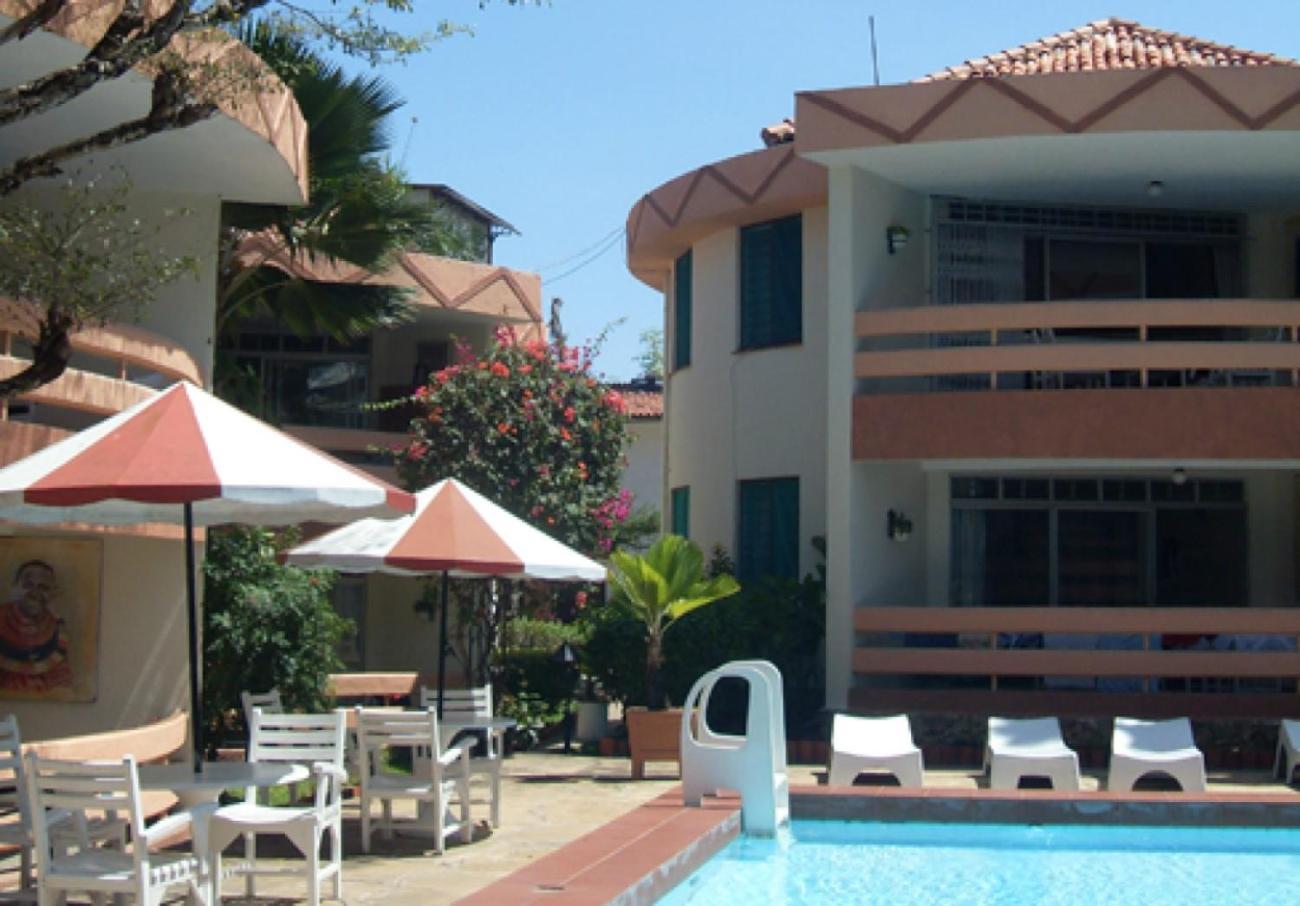 Indiana Beach Apartments Bamburi Extérieur photo
