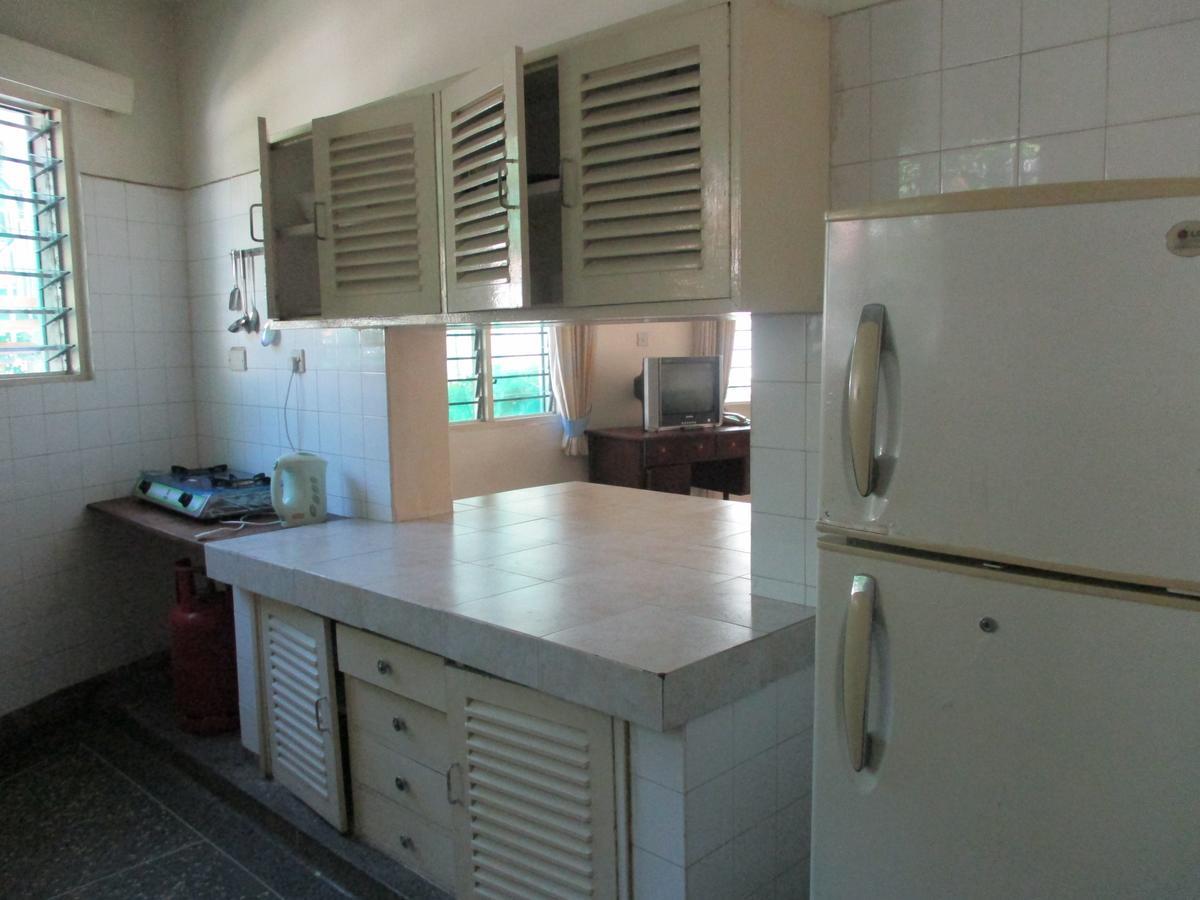 Indiana Beach Apartments Bamburi Extérieur photo